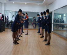  航空服务